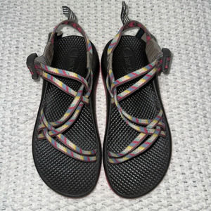 Chaco sandals Sz 4‎